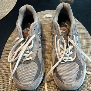 New Balance. Size 9.5 Gray